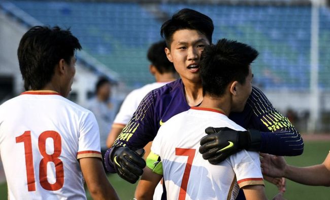 八村塁：东契奇缺席必须得有人站出来，我们需要保持团结一致