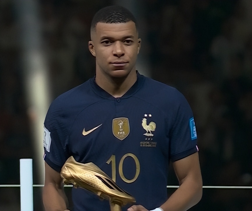 西甲第19轮巴萨主场3-1逆转马竞 奥尔莫进球（西甲第19轮：巴萨主场3-1翻盘马竞，奥尔莫建功）