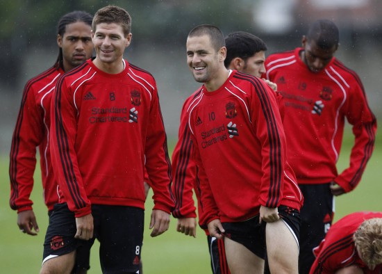 记者：杨皓宇随申花队出征亚冠广岛客场，李可因伤没有随队