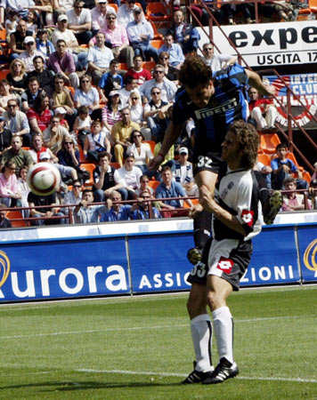 孙继海：不是家里有矿的孩子才能踢球，我正在尝试改变认知