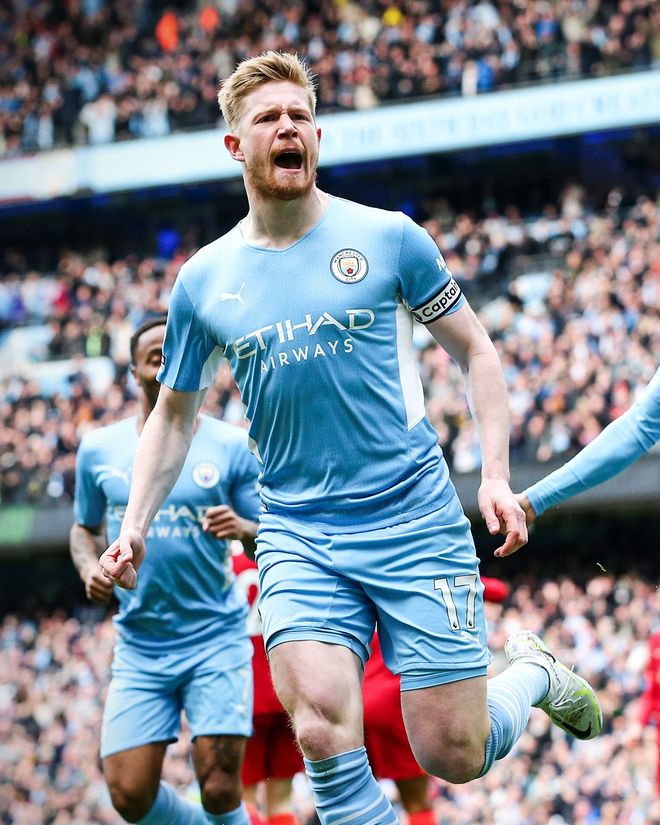 欧冠半场：科纳特进球被吹，蓝黑军伤2将，国米0-0利物浦（欧冠半场战报：科纳特进球被判无效，蓝黑军两人受伤，国米暂0-0利物浦）